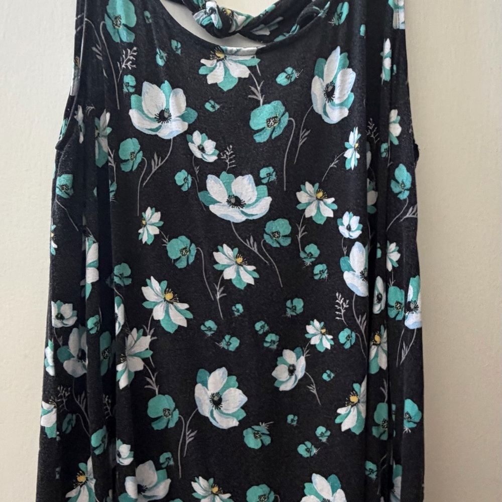 torrid Black Cold-Shoulder Long Sleeve Top with Teal & White Floral Print